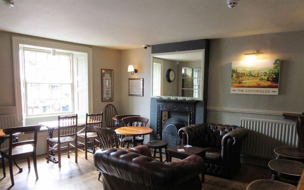 The Bell Inn Moreton-in-Marsh Exteriör bild