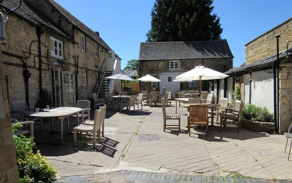 The Bell Inn Moreton-in-Marsh Exteriör bild